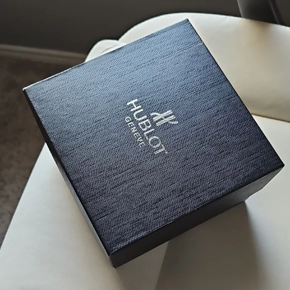 Hublot Black Presentation Box - Picture 9 of 9